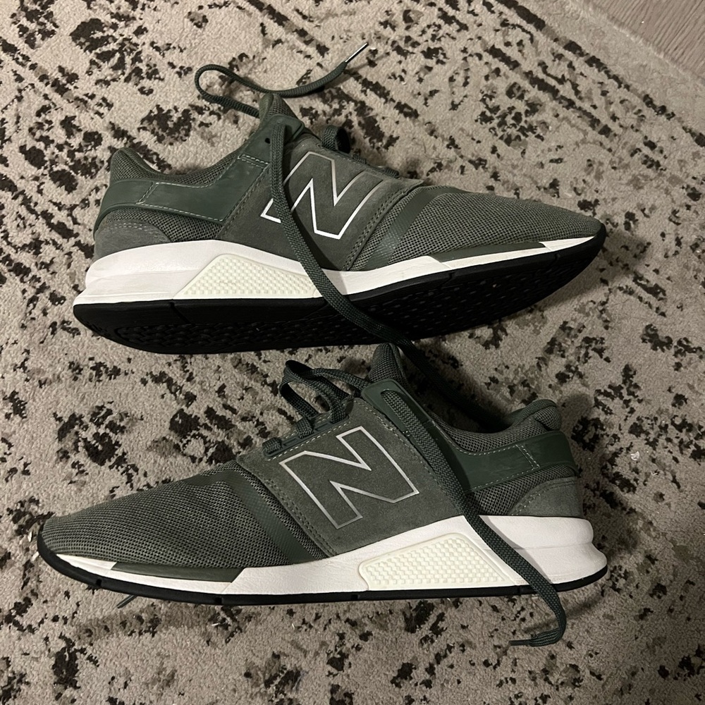 New Balance 247
